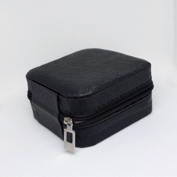 Black Faux Leather Mini Zip-Up Mini Jewelry Box Organizer! - Picture 8 of 9